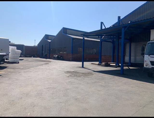 5,235M² WAREHOUSE FOR SALE IN ALBERTON NORTH